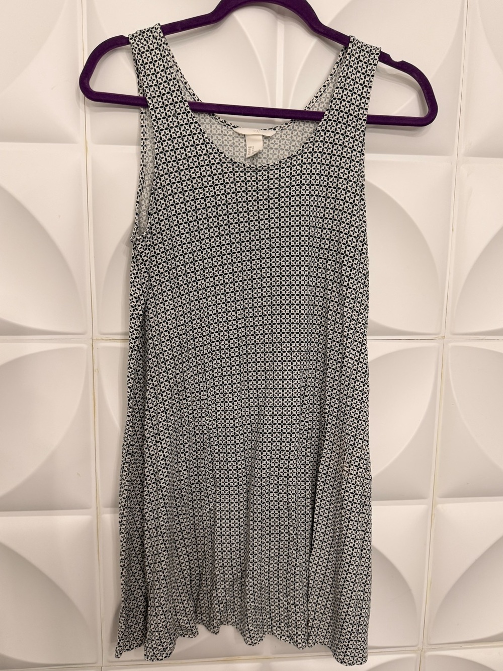 H&M Black and White Sleeveless Mini Dress